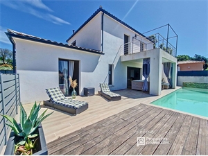 villa à la vente -   30900  NIMES, surface 146 m2 vente villa - UBI445027916